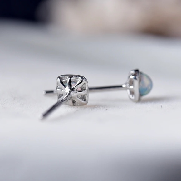 Real Ethiopia Opal /Moonstone Sterling Silver Earrings (Two gemstones available) - Picture 10 of 15